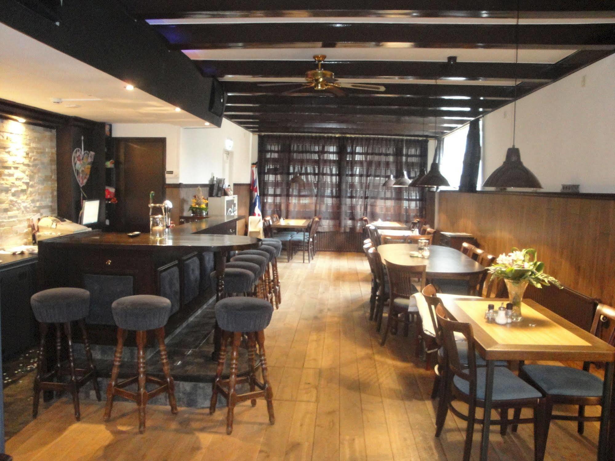 De Gouden Klok Hotell Leeuwarden Eksteriør bilde